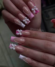 Coquette Nails Pink Bow, Pink Bow Nails, Uñas Coquette, White Acrylic Nails