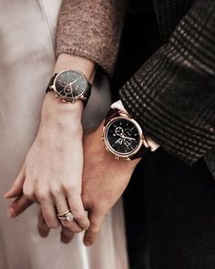 Hand Quotes, Ads Manager, Girls Watch, Luxury Couple, Watch Ideas, Seo Google