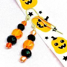 Sparkly Dangle Earrings In Classic Halloween Colors, Composed Of Crystal Beads In A Mix Of Shapes And Sizes. Length Including Silver Tone Hooks 1.5”. Diy Halloween Earrings, Dangle Beaded Earrings For Halloween, Black Dangle Beaded Earrings For Halloween, Orange Dangle Beaded Earrings With Black Beads, Black Beaded Dangle Earrings For Halloween, Halloween Beaded Earrings, Halloween Party Beaded Earrings, Halloween Earrings Diy, Orange Dangle Earrings With Black Beads