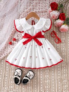 Blanco  Collar sin mangas Tela tricotada Floral Entallado y acampanado Embellished No-Elástico Baby Dress Tutorials, Cute Formal Dresses, Sewing Baby Clothes, Cherry Baby, Girls Dresses Sewing, Kids Frocks Design, Baby Dress Design, Doll Collar, Baby Dress Patterns