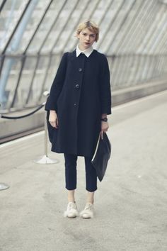 Dress Paris, Collarless Coat, Coat Style, Black And White Dress, Coat Winter, Oversized Coat, Black & White, Mode Inspiration, Style Outfits