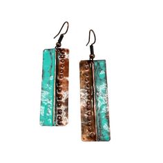 Have fun with these statement earrings made from pure copper and natural patina Turquoise! The large size measures 1.75 inches tall and 0.5 inches wide (and 2.7 inches with the hooks), while the smaller size measures 1 inch tall and 0.75 inches wide (and 1.75 inches with the hooks). Choose your adventure by selecting the small, the large, or both - the possibilities are limitless! These earrings are protected against tarnish and are hypoallergenic and nickel-free. Each pair is unique, so get rea Copper Choker, Boho Wedding Jewelry, Turquoise Dangle Earrings, Silver Choker Necklace, Turquoise Earrings Dangle, Wire Wrapped Bracelet, Freshwater Pearl Bracelet, Copper Turquoise, Silver Choker