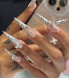 Stiletto Nails Inspo Aesthetic, White French Tip Stiletto Nails, Fuerza Regida Nails, Stiletto Nails With Charms, Stiletto Chrome Nails, Nails Sagittarius, Stiletto Birthday Nails, Nail Ideas Stiletto, Black Stiletto Nails Design