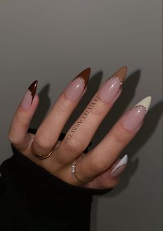 French Nails Autumn Style, Different Shades Of Brown Nails French Tip, Elegant Office Nails, Brown And Gold French Nails, Fall Ombre French Tip Nails, Birthday Nails For October, Almond Nails Aesthetic Winter, Almond Brown Nails Design, Fall White French Tip Nails