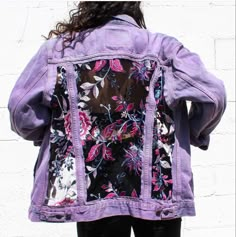 Pastel Goth Battle Jacket, Cool Jacket Design, Art Clothing Ideas, Witchy Jacket, Art Fashion Clothes, Denim Jacket Diy, Revamp Clothes, Painting Clothes, Patch Clothes