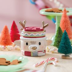 Scentsy 2023 Holiday Collection Retro Reindeer, Scentsy Party, Gold Christmas Decorations, Scentsy Bars