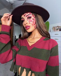 Freddy Kruger Halloween Makeup, Halloween Freddy Krueger Makeup Cute, Freddy Makeup Women, How To Do Freddy Krueger Makeup, Woman Freddy Kruger, Freddy Krueger Make Up Women, Freddy Krueger Women Makeup, Freddie Cruger Make Up, Freddy Krueger Inspired Makeup, Freddy Kruger Girl Makeup