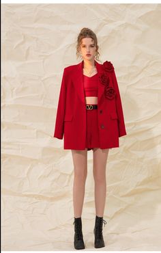 O1CN01l87JJw23fCrgicbuz__879937282.jpg Suit 3 Piece, Kitchens Design, Dream Kitchens Design, Valentine's Day Outfit, Short Suit, Business Attire, Three Piece, Individual Style, Tube Top