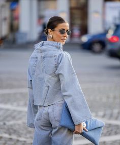 Coat Streetwear, Female Coat, Diy Jeans, Streetwear Chic, Top Jeans, Women Outerwear