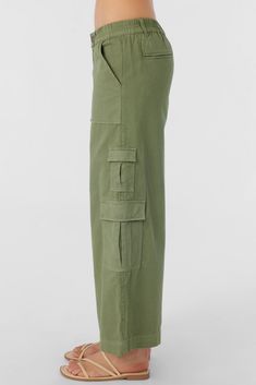 Effortlessly stylish woven cargo pant that features a relaxed fit design and solid color wash. O'Neill Women's woven cargo pant 28" Inseam 10 1/4" Rise Cargo pockets at side Welt pockets at back Solid color wash 100% Cotton Twill Woman Weaving, Cargo Pant, Womens Clothing Sizes, Bottom Clothes, Welt Pockets, Welt Pocket, Denim Women, Cargo Pants, Cotton Twill