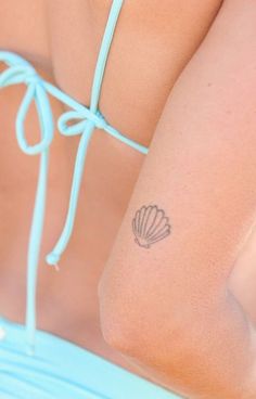 Mini Shell Tattoo, Shell Ankle Tattoo, Conch Tattoo Shell, Shell Tattoo, Earthy Tattoos