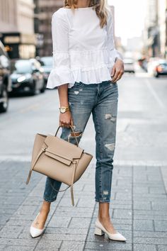 Fashion Jackson, Club Monaco White Ruffle Top, Denim Ripped Relaxed Jeans, White Block Heel Pumps, Celine Belt Bag Jeans And White Shirt, Celine Belt, Outfit Designer, Celine Fashion, White Block Heels, Ripped Jeans Outfit, Street Style Bags, Mode Tips, Fashion Jackson