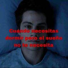 a man laying in bed with the caption that reads guardo necesitas dormir por el sueno not te necessita