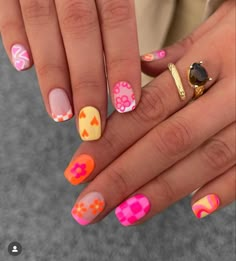 Short Festival Nails, Festival Acrylic Nails, Beach Nail Ideas Summer, Short Round Nails Designs, Short Round Nail Designs, Different Design On Each Nail, Preppy Nails, Nails Orange, Nails Y2k