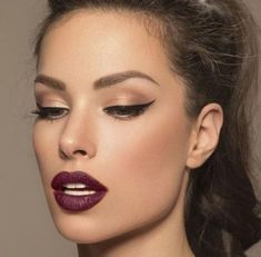 Fall Bridal Makeup, Dark Lip Makeup, Burgundy Makeup Look, Plum Makeup, Makeup For Small Eyes, Burgundy Makeup, Pageant Makeup, Eyeshadow For Green Eyes, Burgundy Lips