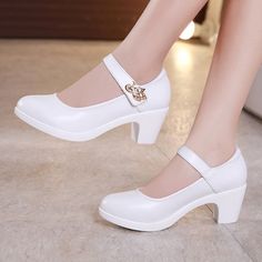 SPECIFICATIONSname3: Work shoesis_handmade: YesWith Platforms: YesUpper Material: PUToe Shape: Round ToeStyle: ClassicsSeason: Spring/AutumnPump Type: Mary JanesPlatform Height: 0-3cmPattern Type: SolidOutsole Material: RubberOrigin: CN(Origin)Occasion: CasualNAME7: Mujer bombasNAME6: Small Plus SizeNAME5: Tacones MujerNAME4: Comemore Black White ElegantNAME2: Wedding Shoes BrideNAME: Mary Jane ShoesModel Number: 7716Lining Material: PUItem Type: PumpsInsole Material: PUHeel Type: Round HeelHeel Bride High Heels, Sepatu Platform, Sepatu Pump, Block Heels Wedding, Professional Work Shoes, Heels Block, Black And White Heels, White High Heels, Wedding Shoes Bride