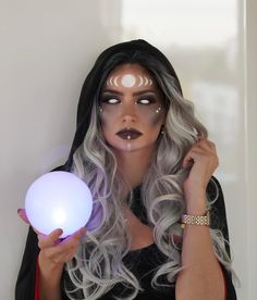 High Priestess Tarot Costume, Psychic Makeup Halloween, High Priestess Halloween Costume, Halloween Makeup Fortune Teller, Hecate Costume Halloween, Scary Goddess Costume, Dark Priestess Costume, Sorcerer Makeup Halloween, White Witch Halloween Costume