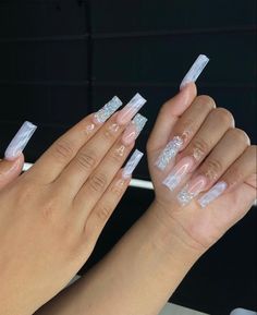 White Anniversary Nails, Nail Ideas With Rhinestones, Birthday Nail Set, White Nails With Rhinestones, Elegant Nail Ideas, Gold Gel Nails, Nails Making, Rhinestone Nail Art, Milky Nails