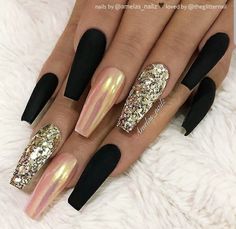 Gold Gel Nails Glitter, Party Nails New Years Eve, Naked Nails, Nye Nails, Long Coffin Nails, Season Nails, Grey Nails, Black Coffin Nails, Nail Board