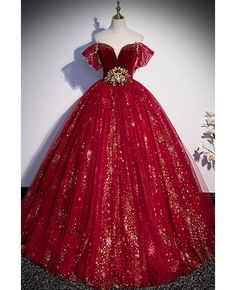 Get 10% off now! Buy sparkly blings ballgown long prom dress off shoulder at cheap price online. Free stable shipping and pro custom service since 2009. 2000s Formal Dresses, Tulle Formal Dress, Genshin Oc, Ballgown Dress, Prom Dress Burgundy, 100 Bill, Quinceañera Ideas, Burgundy Evening Dress, Tule Rok