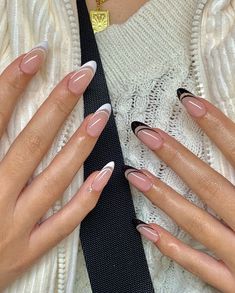 Classy Simple Nails, Paznokcie Hello Kitty, Subtle Nails, Nagel Tips, Smink Inspiration, Minimal Nails, Casual Nails, Almond Acrylic Nails