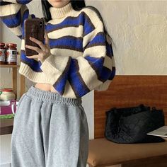 46397393666299|46397393699067|46397393731835 Summer Y2k Outfits, Lady Tops, 90s Y2k Fashion, Streetwear Korean, Cropped Turtleneck, Spring Stripes, Cropped Pullover, Loose Long Sleeve, Y2k Aesthetic Outfits