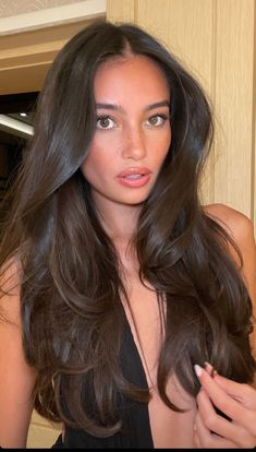 Rich Brunette, Brown Hair Looks, Brown Hair Inspo, Under The Skin, Hairstyles For Layered Hair, Blowout Hair, Skin Glow, Haircuts For Long Hair