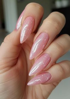 Pink Glitter Nails With Hearts, Pink Love Nails, Pink Nail Designs Sparkle, Nails Light Pink Design, 26 Birthday Nails, Sparkling Pink Nails, Pink Chrome Nails With Gems, Soft Pink Glitter Nails