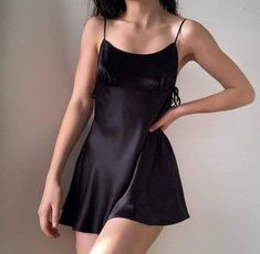 Mode Ulzzang, Foto Tips, Silk Slip Dress, Pretty Lingerie, Silk Slip, Look Fashion, Night Dress, Pretty Dresses, Aesthetic Clothes