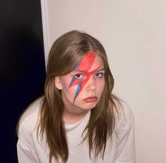 #davidbowie #davidbowiesmakeup #makeupdavidbowie #grunge #vintageaesthetic #the marauders #remuslupin #80s David Bowie Makeup, David Bowie Costume, Trendy Halloween Costumes, Make Up Inspo, Halloween Costume Outfits, Halloween Inspo, Eye Makeup Art, Cute Halloween Costumes, Foto Ideas Instagram