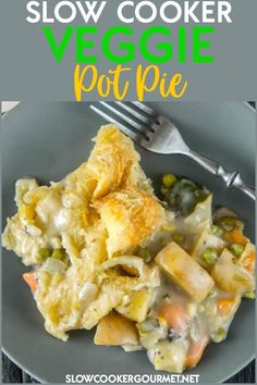 this slow cooker veggie pot pie is the perfect way to use up leftovers