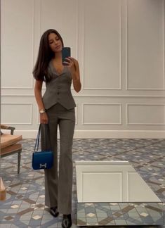 Basic Elegant Outfits, Lawyer Outfit Aesthetic, Outfits Classy Elegant, Casual Baddie, Corporate Girly, Mock Trial, Y2k Office, Stylish Fits, Corporate Baddie