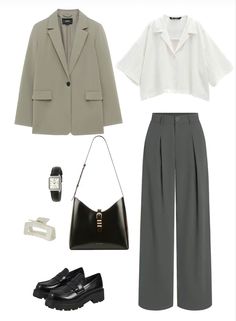 Estilo Rachel Green, European Style Outfits, Outfit 2022, Fashion Top Outfits, Uni Outfits, Muslimah Fashion Outfits, Classy Work Outfits, School Looks