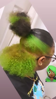 Hair Color Ideas For Black Women Curly, Cute Color Combinations For Hair, Black Hair With Green Peekaboos, Natural Hair Styles Dyed, Dyed Hair Color Ideas For Black Women, Dyed Hair Inspo For Black Hair, Color Hair Ideas For Black Women Natural, Green Hair Dye Black Women, Pink Hair In The Back