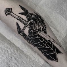 Skyrim Tattoo, E.t Tattoo, Lotr Tattoo, Lord Of The Rings Tattoo, Armor Tattoo, Dark Tattoo