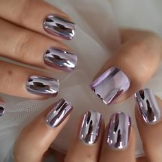 Includes 24 Nails Unghie Sfumate, Chrome Nails Designs, Nagel Tips, Colorful Nails, Short Square Acrylic Nails, Square Acrylic Nails, Nail Art Hacks