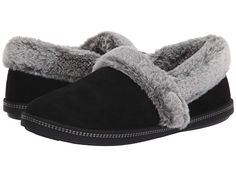 SKECHERS Cozy Campfire - Team Toasty (Black) Women's Slippers Kick back and relax with the SKECHERS Cozy Campfire - Team slipper. Microfiber fabric upper features a suede-like finish with faux-fur collar. Slip-on construction. Classic round toe. Soft fabric lining. Memory Foam cushioned insole for added comfort. Low-profile shock-absorbing midsole. Flexible traction outsole. Imported. Measurements: Weight: 9 oz Product measurements were taken usi #SKECHERS #Shoes #ClosedFootwear #Slipper #Black Cozy Campfire, Slippers Black, Black Slippers, Black Sharpie, Women's Slippers, Skechers Women, House Shoes, Faux Fur Collar, Comfortable Sandals