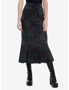 Velvet Midi Skirt Outfit, Mermaid Midi Skirt, Main Aesthetic, Skirt Ideas, Kate Bush, Lace Midi Skirt, Tall Hoodies, Style Finder, Velvet Skirt