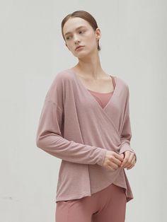 Composition : POLYESTER76% RAYON17% POLYURETHANE7%Color : Mob GlowCountry of Origin : Republic of Korea Row Covers, Active Wear Tops, The Row, Active Wear, Composition, The Originals, Clothes For Women, Clothes, Color