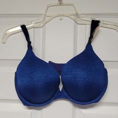 Victoria Secret Tshirt Bra 34 Dd Nwt Tshirt Bra, Victoria Secrets, T Shirt Bra, Relationship Tips, Victoria Secret, Women's Intimates, Victoria's Secret, Color Blue, Sleep