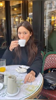 Lily chee Cool Girl Monologue, Female Friendships, Nature Yoga, Cozy Dinners, Cherry Wine, Instagram Paris, Grace Beauty