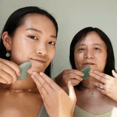 A full value of $88, available for $75.A product pairing designed for powerful anti-aging benefits.Everything You Need To Start Your Gua Sha PracticeNaturally firm, contour, and lift the skin with this powerful tool. Working from the inside out, daily gua sha massage supports the skin through lymphatic drainage, melts muscle tension underneath the skin and reduces the appearance of fine lines and wrinkles over time. Prep skin for gua sha with our Calming Herbal Repair Serum Concentrate Balm to e Face Sculpting Gua Sha, Does Gua Sha Really Work, How To Use A Gua Sha Stone, Gua Sha Stone Types, Types Of Gua Sha Tools, Gua Sha Massage, Gua Sha Facial, Gua Sha Tools, Facial Roller