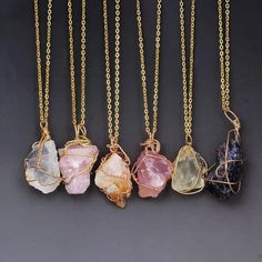 Natural Quartz Necklaces for Healing - 7 Styles - AtPerry's Healing Crystals Necklace Chain Types, Indie Jewelry, Dope Jewelry, Stone Crystal, Raw Gemstones, Raw Stone, Jewelry Inspo, Quartz Necklace, Schmuck Design