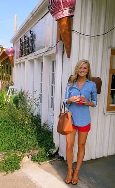 Love the shorts and the shirt! Not always a fan of colors but this red short is great! Think the denim top is nice cuz it's not your typical button up. Daisy Dukes, Cute Preppy Outfits, Red Shorts, Mom Outfits, Preppy Outfits, Spring Summer Outfits, Outfits Casuales, Look Fashion