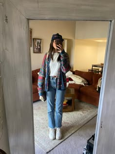 La Hipster Outfits, Artsy Womens Fashion, Flannel Outfits Granola, Skater Teacher Outfits, Fall Fits Aesthetic Vintage, Earthbound Trading Company Clothes, Boho Outfits School, 90s Granola Fashion, Light Acedima Aesthetic Outfits