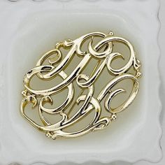 Faux Monogram Brooch Lapel Pin Fancy Cursive Monogram Pin in gold tone Excellent Vintage Condition. Classic Gold Brooches For Anniversary, Cursive Monogram, Fancy Cursive, May 2023, Monogram Styles, May 20, Lapel Pin, Lapel Pins, Brooch Pin