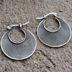 material: sterling silver,92.5 sterling silver (good to wash in water) size:   L \ 45*50 m"m  M\ m"m 32*35 S \ m"m 22*25  ◆to see more hoop earrings, here>> https://www.etsy.com/il-en/shop/Magneticajewelry?section_id=28706201 ◆All of our jewelry is shipped in a reusable gift box🎁 Thanks for visiting magnetica : Stay updated!  ◆I n s t a g r a m #Magneticajewelry https://www.instagram.com/Magneticajewelry ◆P I n t e r e s t #Magneticajewelry https://www.pinterest.com/Magneticajewelry ◆F a c e b o o k #Magneticajewelry https://www.facebook.com/Magneticajewelry free shipping info :  the most standard shipping, without a tracking number, and will take a minimum of 4 weeks. upgrade Shipping  Info:  Eco mail - Takes about 14-21 business days to most countries,  Business days are working days on Bohemian Silver Hoop Earrings For Summer, Handmade Sterling Silver Hoop Earrings For Festivals, Silver Nickel-free Hoop Earrings For Summer, Silver Bohemian Hoop Earrings With Oxidized Finish, Sterling Silver Hoop Earrings For Summer, Bohemian Sterling Silver Pierced Hoop Earrings, Bohemian Silver Hoop Earrings, Nickel-free Bohemian Sterling Silver Hoop Earrings, Bohemian Sterling Silver Nickel-free Hoop Earrings