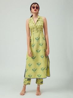 Green Hand Block Printed Cotton Kurta डिजाइनर कपड़े, Kurti Styles, Kurti With Palazzo, Stylish Kurtis Design, Gaun Fashion