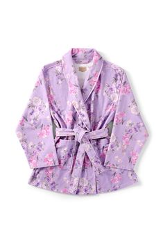 Cozy chic and so in love with our Indie Robe. Arriving in 100% cotton, these ultra-soft robes features our favorite florals and keep you comfy as you get ready for the day or night. Pink Bonnet, Girls Loungewear, Designer Loungewear, Soft Robes, Uptown Girl, Shop Till You Drop, Cozy Gift, Cozy Chic, So In Love