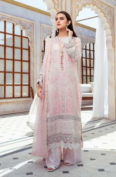 Luxury Pink Salwar Kameez And Dupatta Pakistani Dress Pink Salwar Kameez, Dupatta Style, Luxury Pret, Pakistani Salwar Kameez, Chiffon Collection, Pakistani Dress, Women Formals, Suit Fabric, Pakistani Outfits